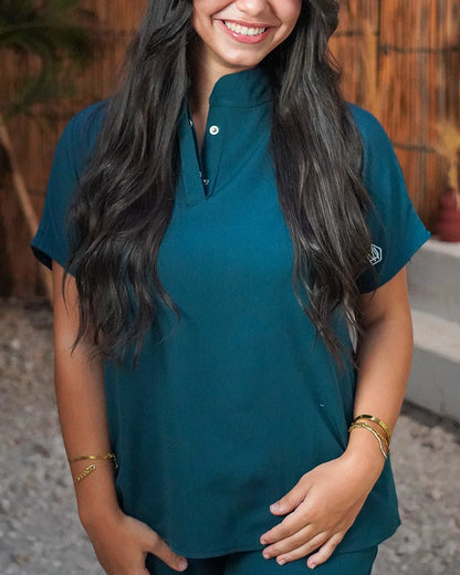 Female half collar forest green