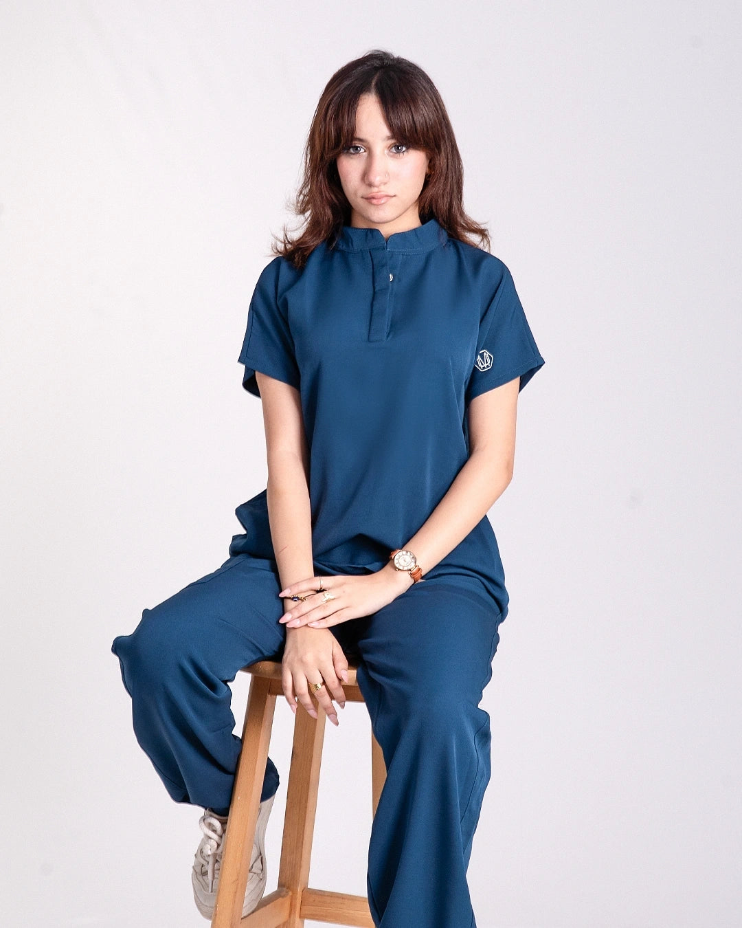 Female half collar Nile blue scrub