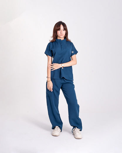 Female half collar Nile blue scrub