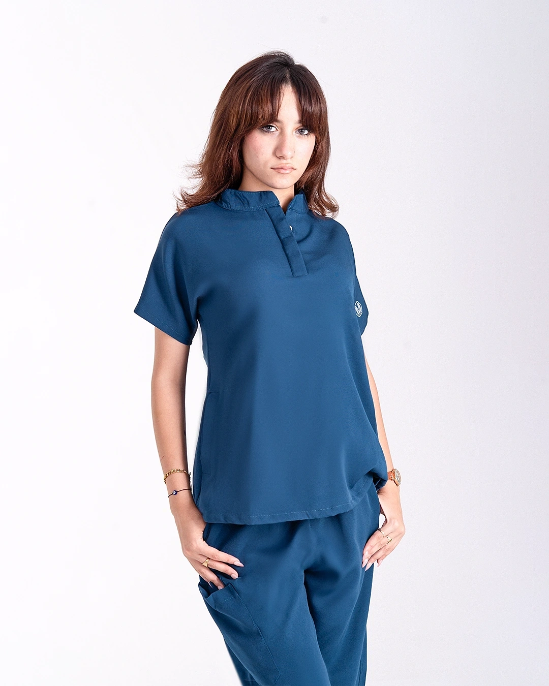 Female half collar Nile blue scrub