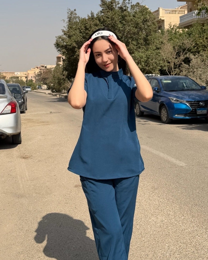Female half collar Nile blue scrub